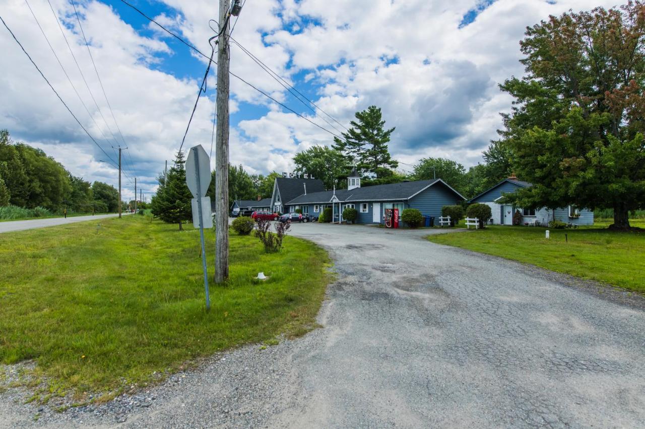Motel Fleur De Lys Magog Luaran gambar