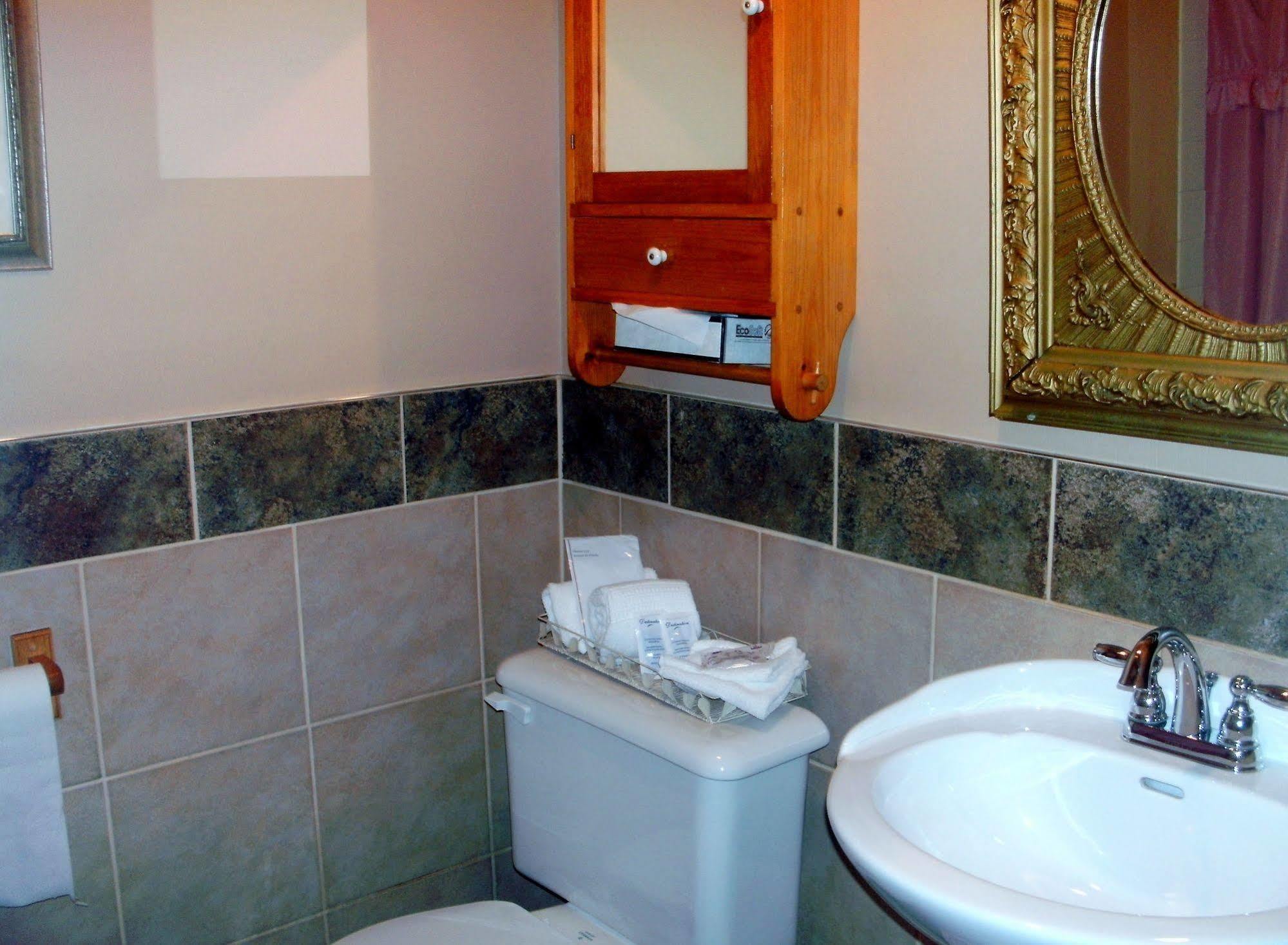 Motel Fleur De Lys Magog Luaran gambar